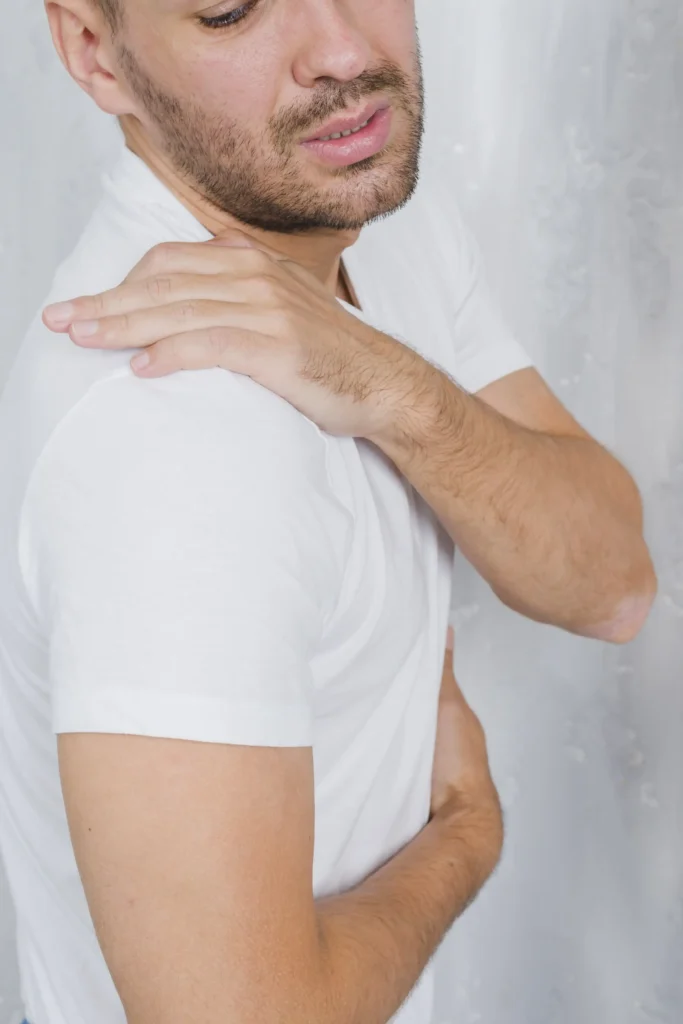 chiropractor for shoulder pain